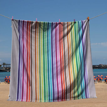 Duży ręcznik plażowy portugalski 180x180 kolorowe paski FOUTA